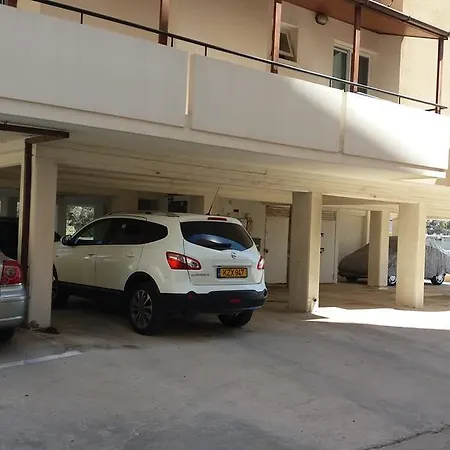 Apartment 401 Camelia Court